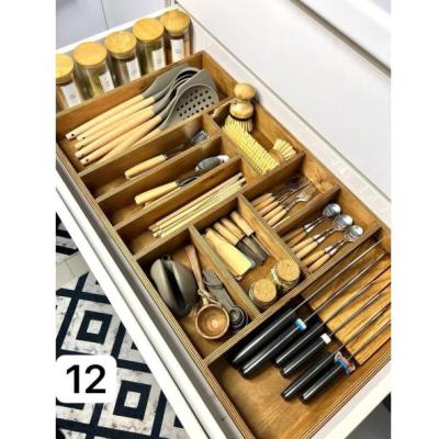 جا قاشقی داخل کابینت بزرگ