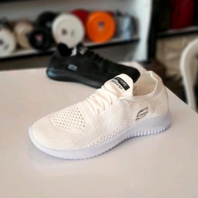 کتانی زنانه جورابی اسکیچرز طبی اعلا سفید و مشکی