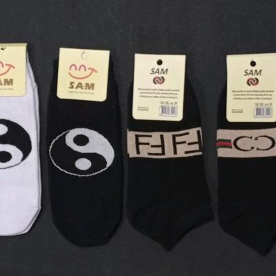 جوراب مچی آرم ها و نشان ها