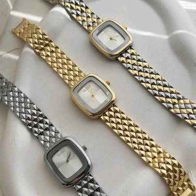 ساعت زنانه کلاسیک گوچی، نقره ای، طلایی