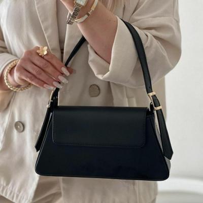 کیف زنانه پاسپورتی کلاسیک بسیار شیک-155273