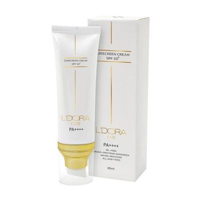 کرم ضد آفتاب +SPF50 بی رنگ مناسب انواع پوست لدورا کر 80 میلی لیتر