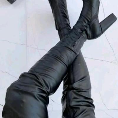 بوت ساق بلند زنانه بالای زانو