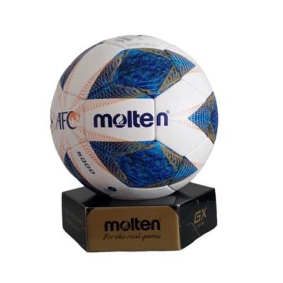 توپ فوتبال مولتن