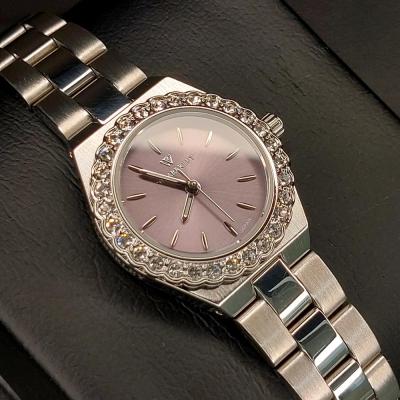 ساعت عقربه ای زنانه نگین دار برند ویمبرلی اورجینال