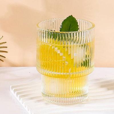 لیوان دوطبقه