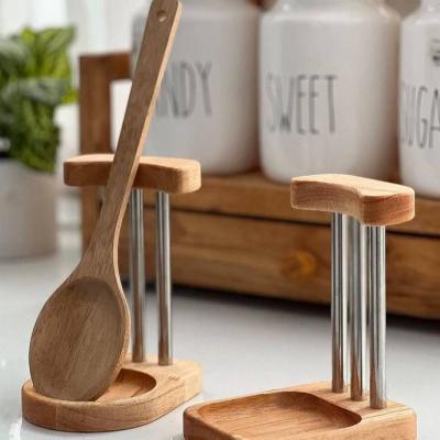 زیر قاشقی کنار گازی