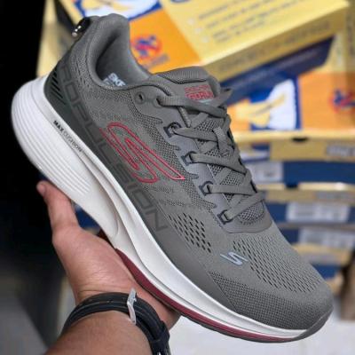 کفش مردانه اسکیچرز مدل مکس کوشن مناسب روزمره