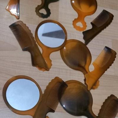 ست آینه و شانه قهوه ای