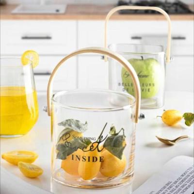 گلدان و یخدان کاریز