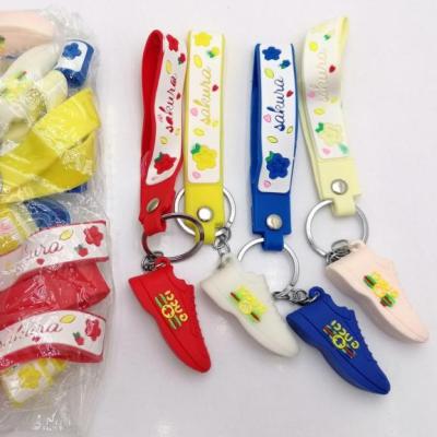 آویز و سرکلیدی سیلیکونی کفش گوچی