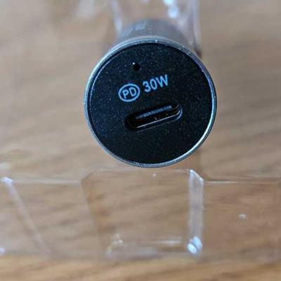 شارژر فندکی فلزی اورجینال سوپر فست 30 وات دارای شارژ فوق سریع