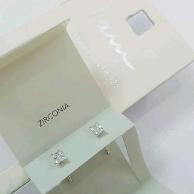 گوشواره گلگوش نقره 925 ، کار شده با سنگ زیرکنیا باگتی