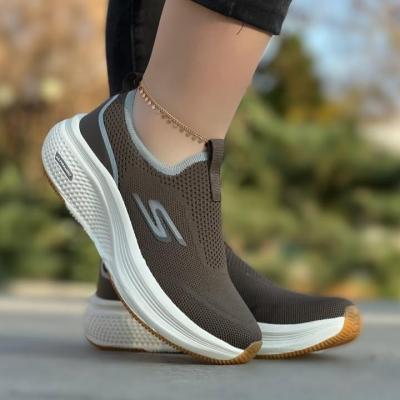 2479 کفش کتانی ورزشی اسکیچرز Skechers