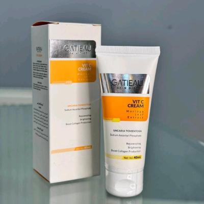 بیوممتیک کرم ویتامین C روشن کننده قوی و ضد لک برند گاتیو مدل تیوپی