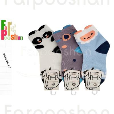 جوراب دخترانه مدل صورتک 1-1-05080 بسته 3 عددی