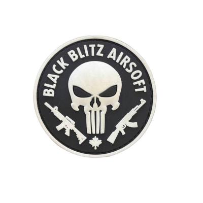 پچ یا برچسب چسبدار کوله پشتی طرح اسکلت و کلاشنیکف