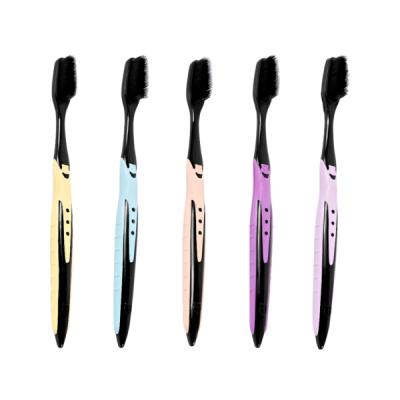 مسواک سیلیکونی زغالی