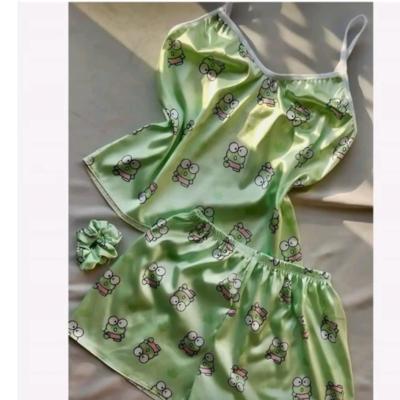 لباس خواب زنانه ساتن همراه کش مو