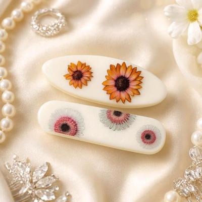 گیره رزینی بابونه کوچک