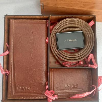 باکس هدیه مردانه شامل کیف کمربند