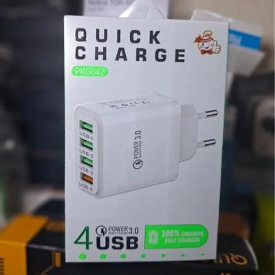 سری شارژر (هاب شارژر) AKG042