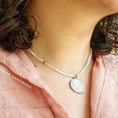 گردنبند ماه