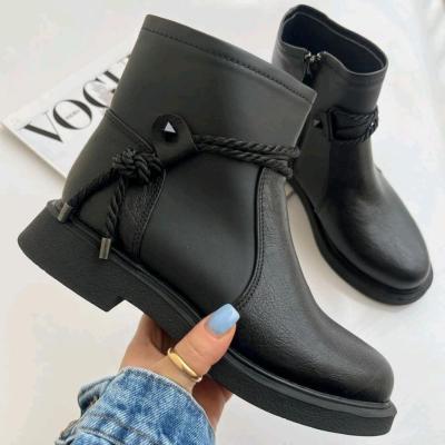 نیم بوت گیتی