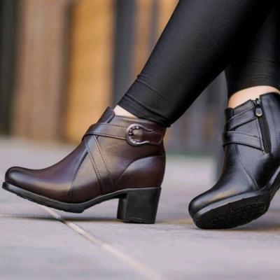نیم بوت پاشنه دار مدل ضربدری