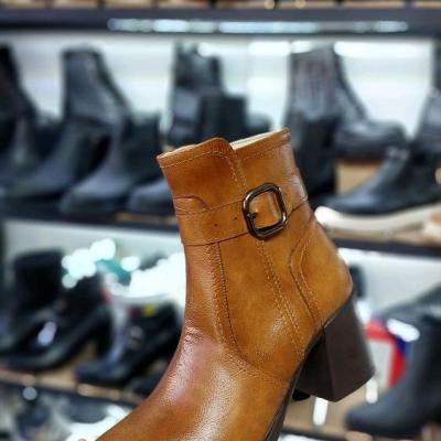 نیم بوت پاشنه دار کد 1649