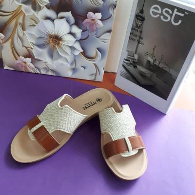 صندل زنانه زیبا سبک بادوام