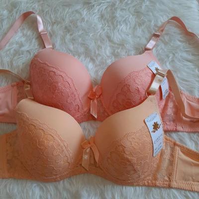 سوتین اسفنجی فنردار دانتل، قالب C، قالب بزرگ