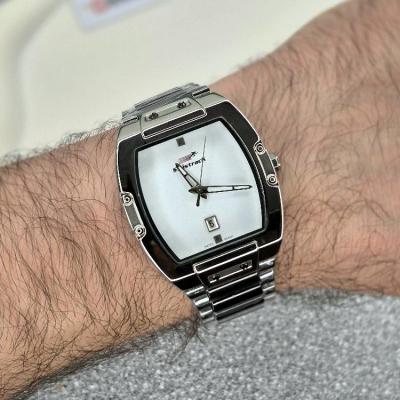 ساعت مچی مردانه سویستراک اورجینال همراه با گارانتی