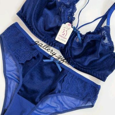 ست شورت و سوتین مخمل آبی