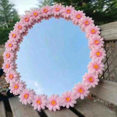 آینه دکوراتیو دست ساز با قاب گلدار