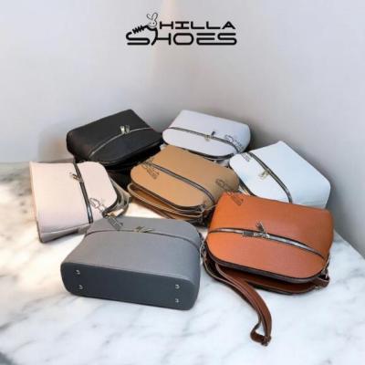 کیف زنانه چرم دوشی جلو زیپ