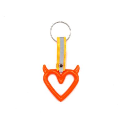 جاسوییچی سوریکاوا رنگ نارنجی با بند شبرنگی (جاکلیدی سوریکاوا، جاسوئیچی قلب شاخ دار)