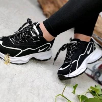 کفش اسپرت کتانی زنانه دخترانه پاخور شیک عالی کیفیت درجه یک