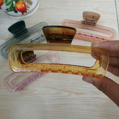 کلیپس بزرگ شیشه ای