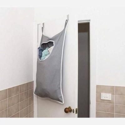 کیسه رخت چرک پشت دری مای هوم