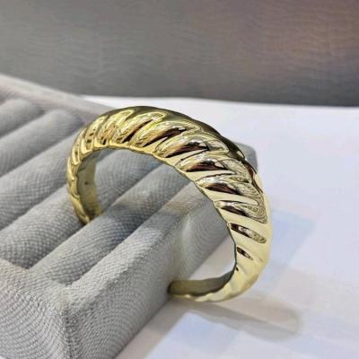 دستنبد زنانه طرح بنگل