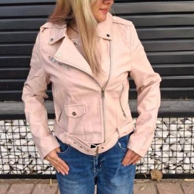 کاپشن چرم ‌زنانه