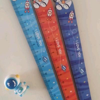 خطکش چوبی فضانورد