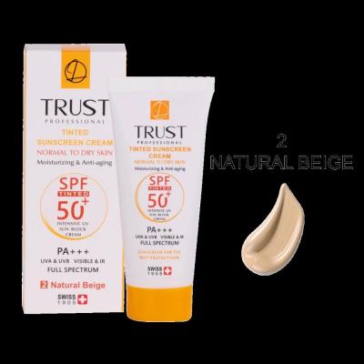 کرم ضد آفتاب و ضد پیری رنگی بژ طبیعی مناسب پوست خشک تا نرمال تراست