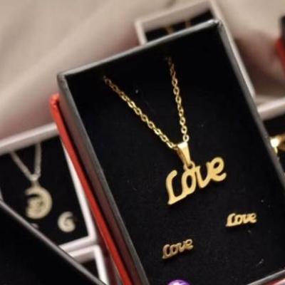 نیم ست های دخترانه