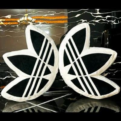 بالشت آدیداس سفید مشکی