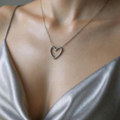 گردنبند مینیمال