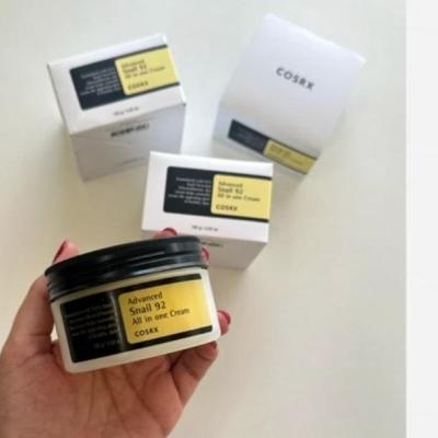 کرم موسلین حلزون ترمیم کننده و روشن کننده پوست کوزارکس