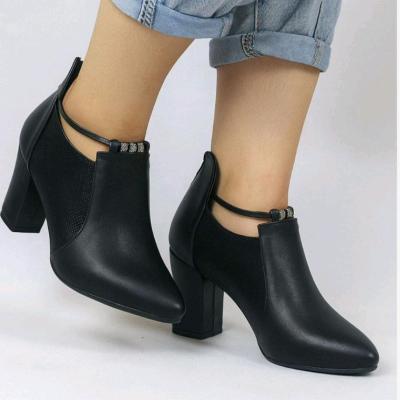 کفش پاشندارسه نگین