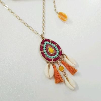 گردنبند رولباسی طلایی زنجیر آویزدار طرح سنتی ، زنجیر بلند